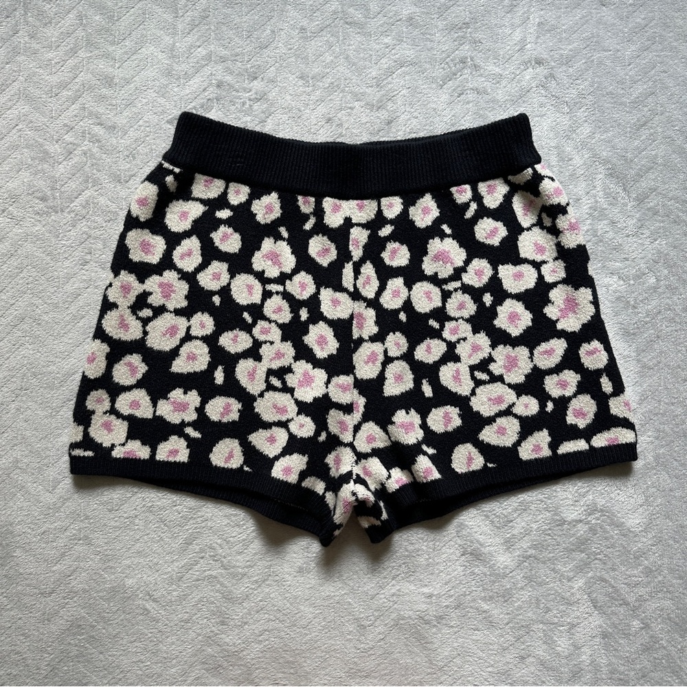 UGG Shaina Knit Lifestyle Lounge Shorts‎ Black/Pink/White Size L - Picture 2 of 8